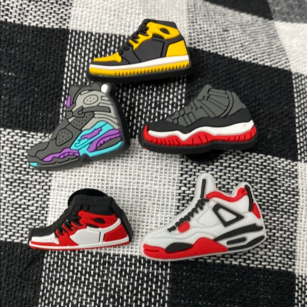 5 Sneaker Croc Charms Jibbitz High Top Jordans nike basketball
